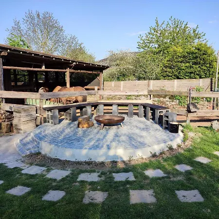 Daire Landhof - Tierische Auszeit In Unseren Gemuetlichen *