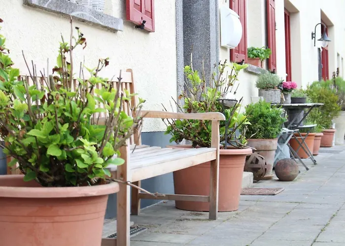 Landhof - Tierische Auszeit In Unseren Gemuetlichen * Lieg