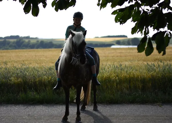 Apartament Landhof - Tierische Auszeit In Unseren Gemuetlichen Lieg